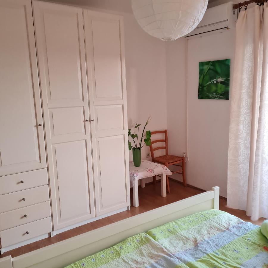 Haus Mandarina Apartment Palit Bagian luar foto