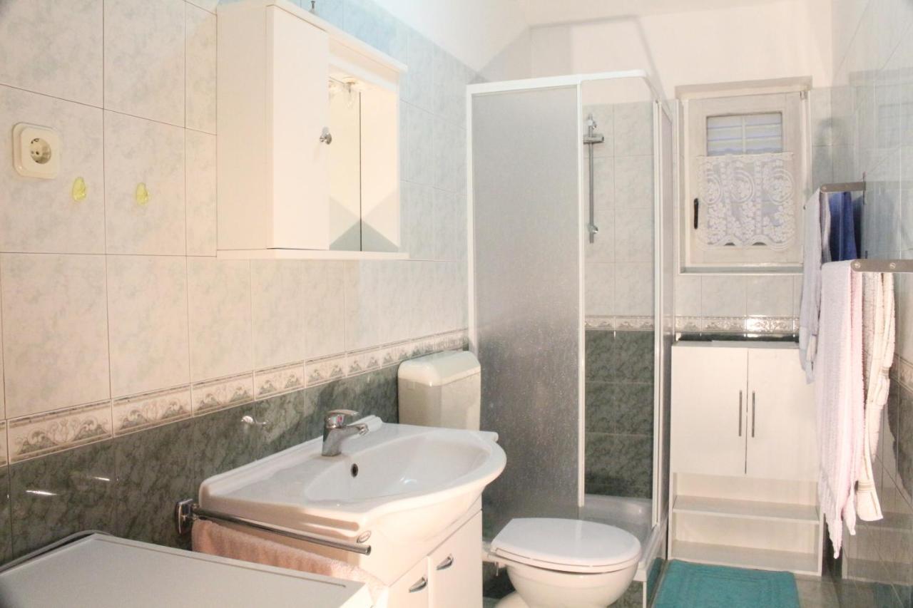 Haus Mandarina Apartment Palit Bagian luar foto